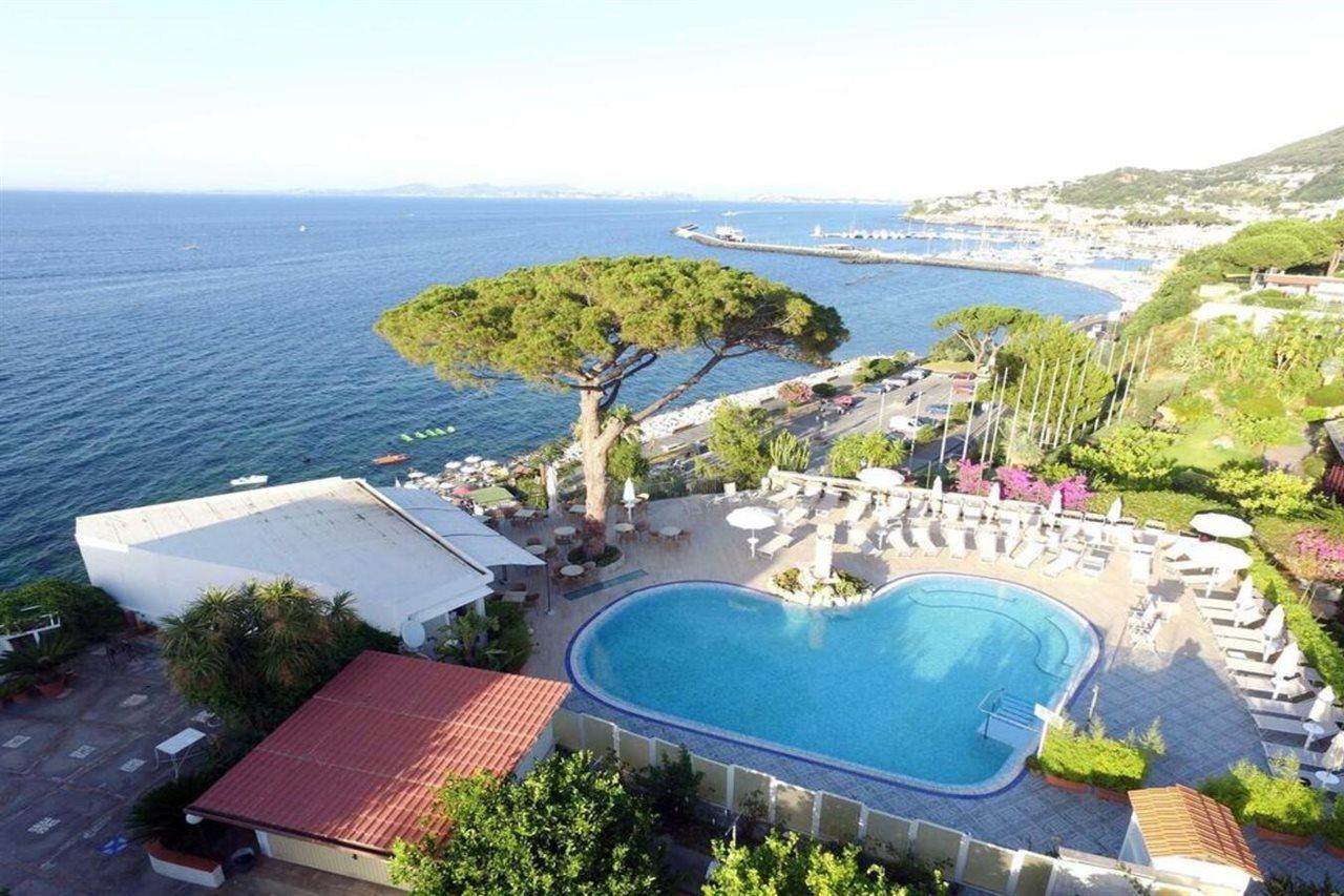 Hotel L'Approdo Casamicciola Terme Bagian luar foto