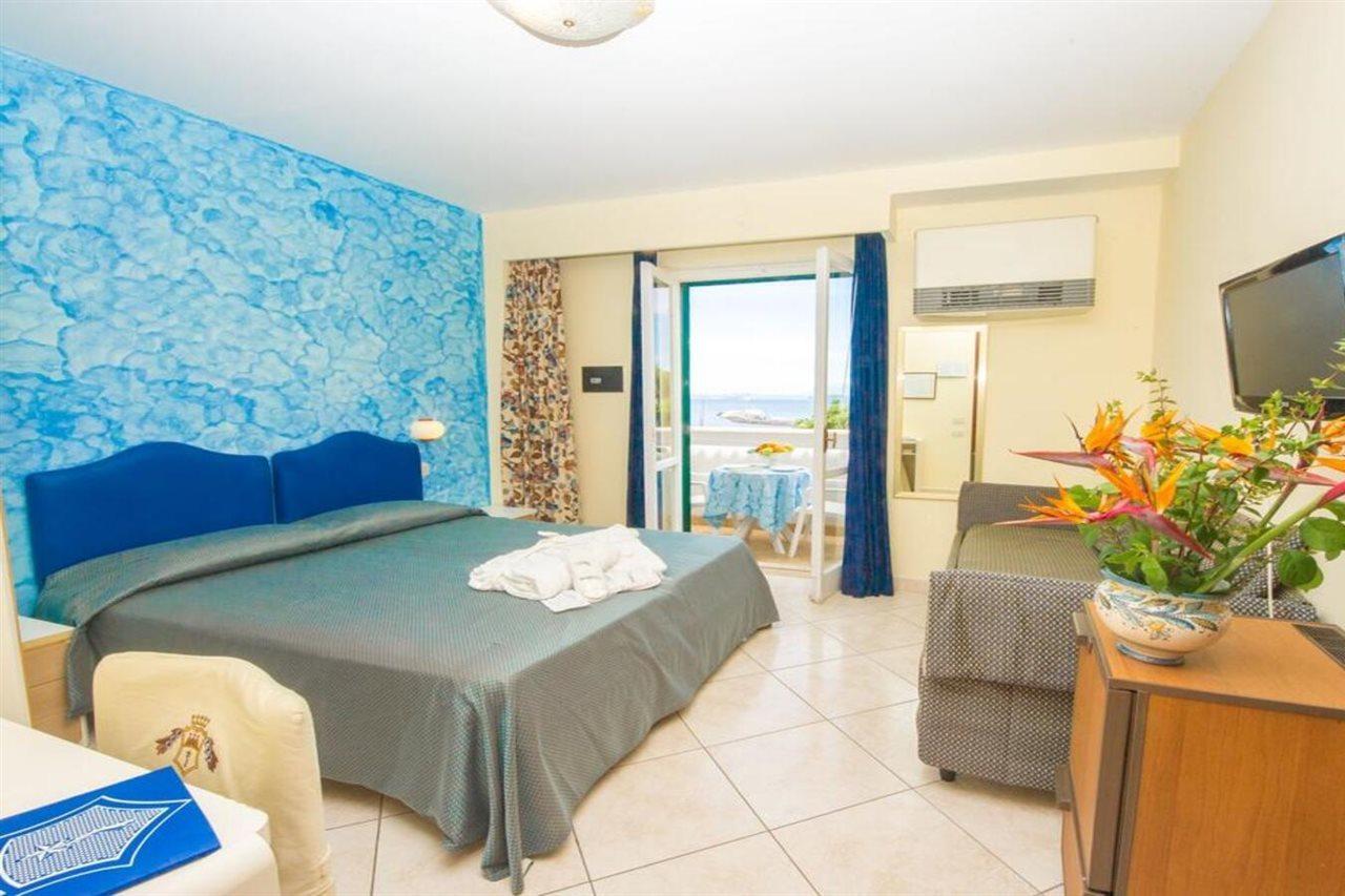 Hotel L'Approdo Casamicciola Terme Bagian luar foto