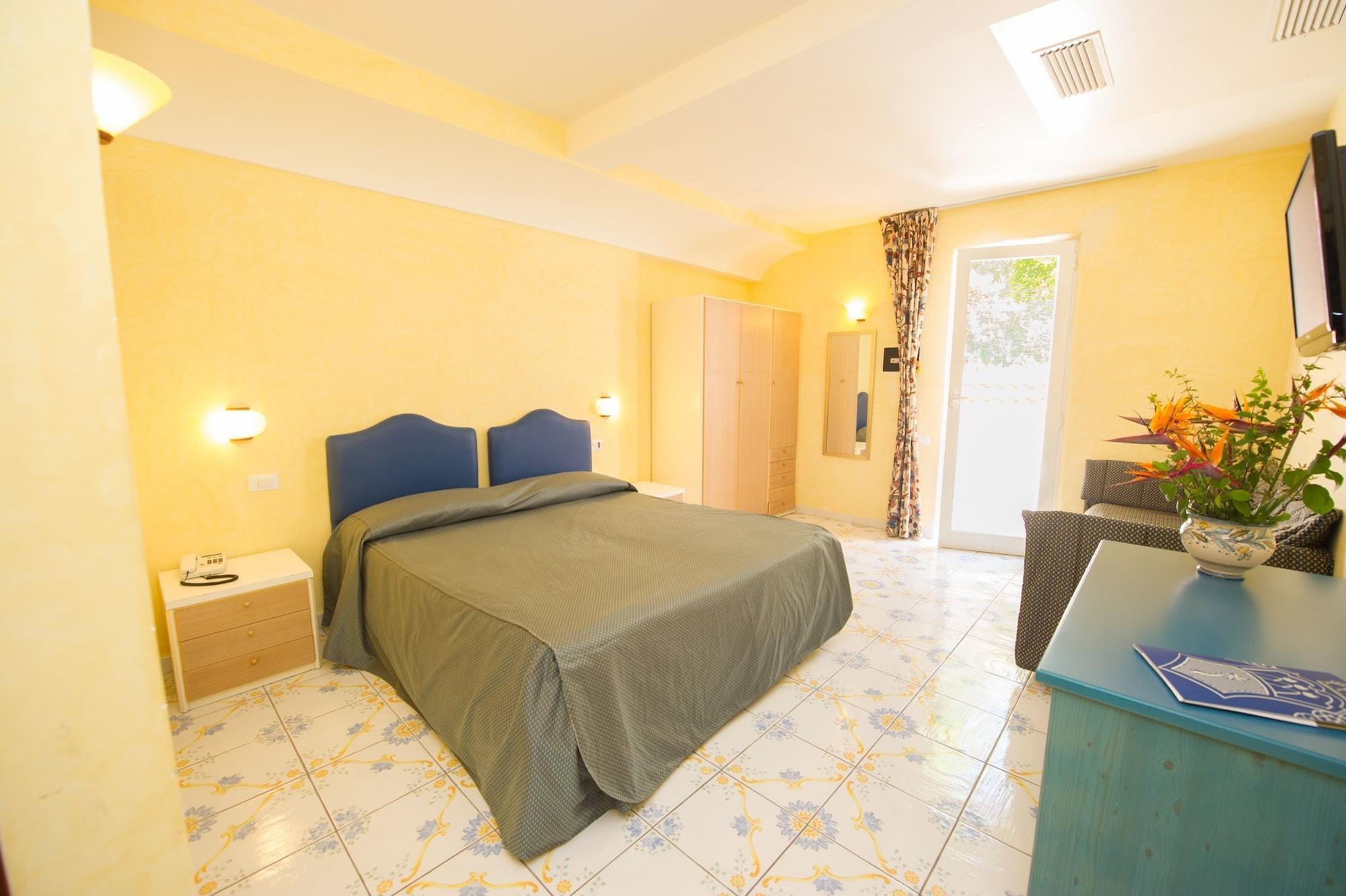 Hotel L'Approdo Casamicciola Terme Bagian luar foto