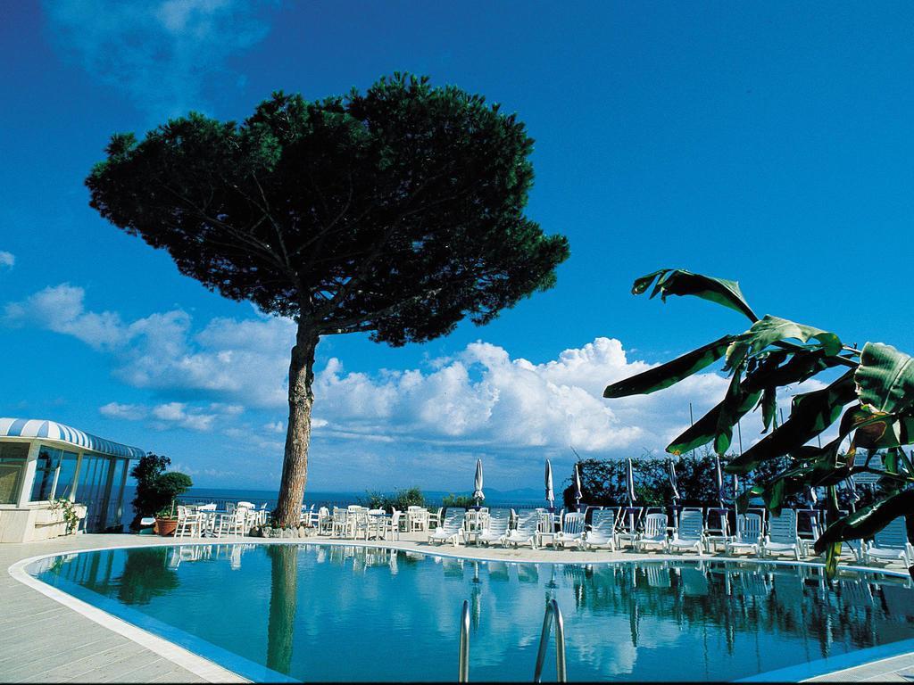 Hotel L'Approdo Casamicciola Terme Bagian luar foto