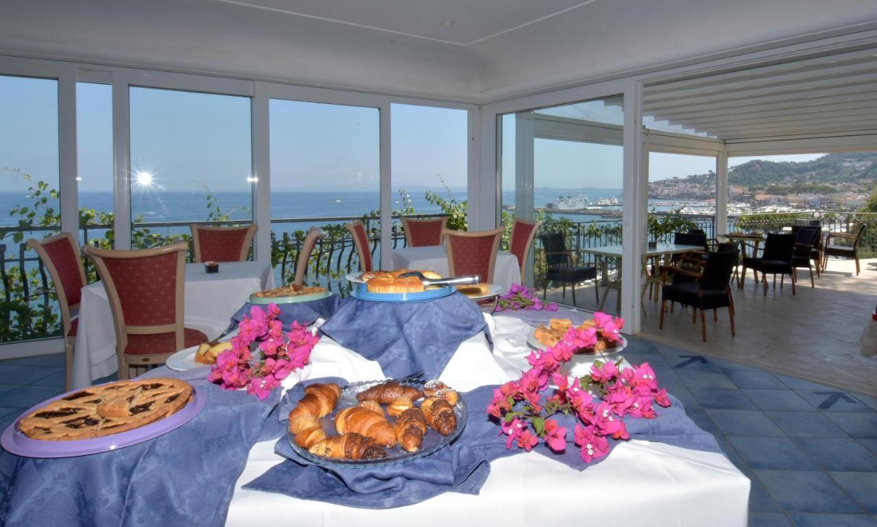 Hotel L'Approdo Casamicciola Terme Bagian luar foto