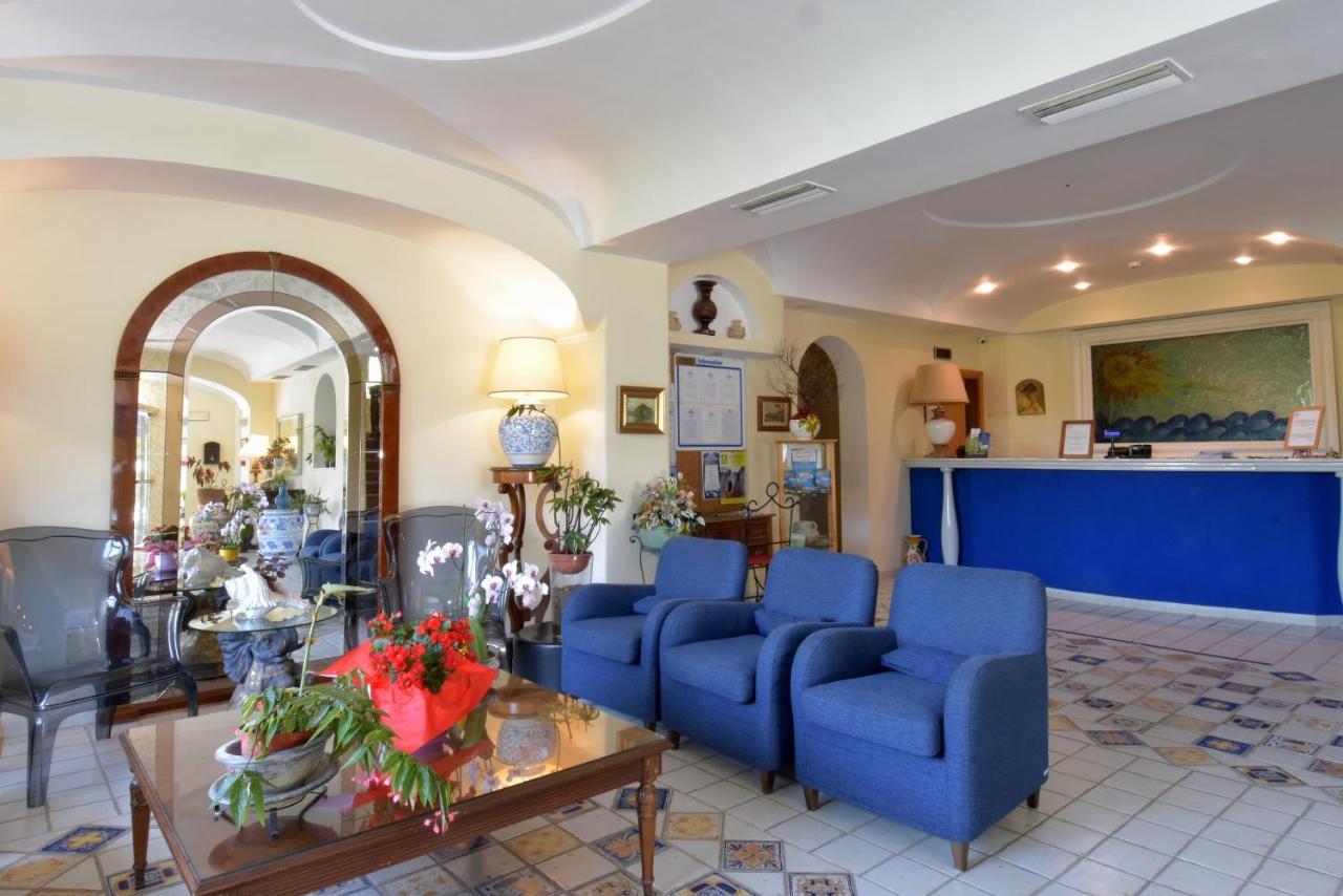 Hotel L'Approdo Casamicciola Terme Bagian luar foto