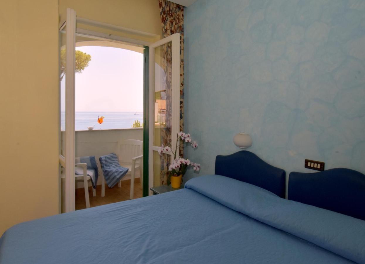 Hotel L'Approdo Casamicciola Terme Bagian luar foto