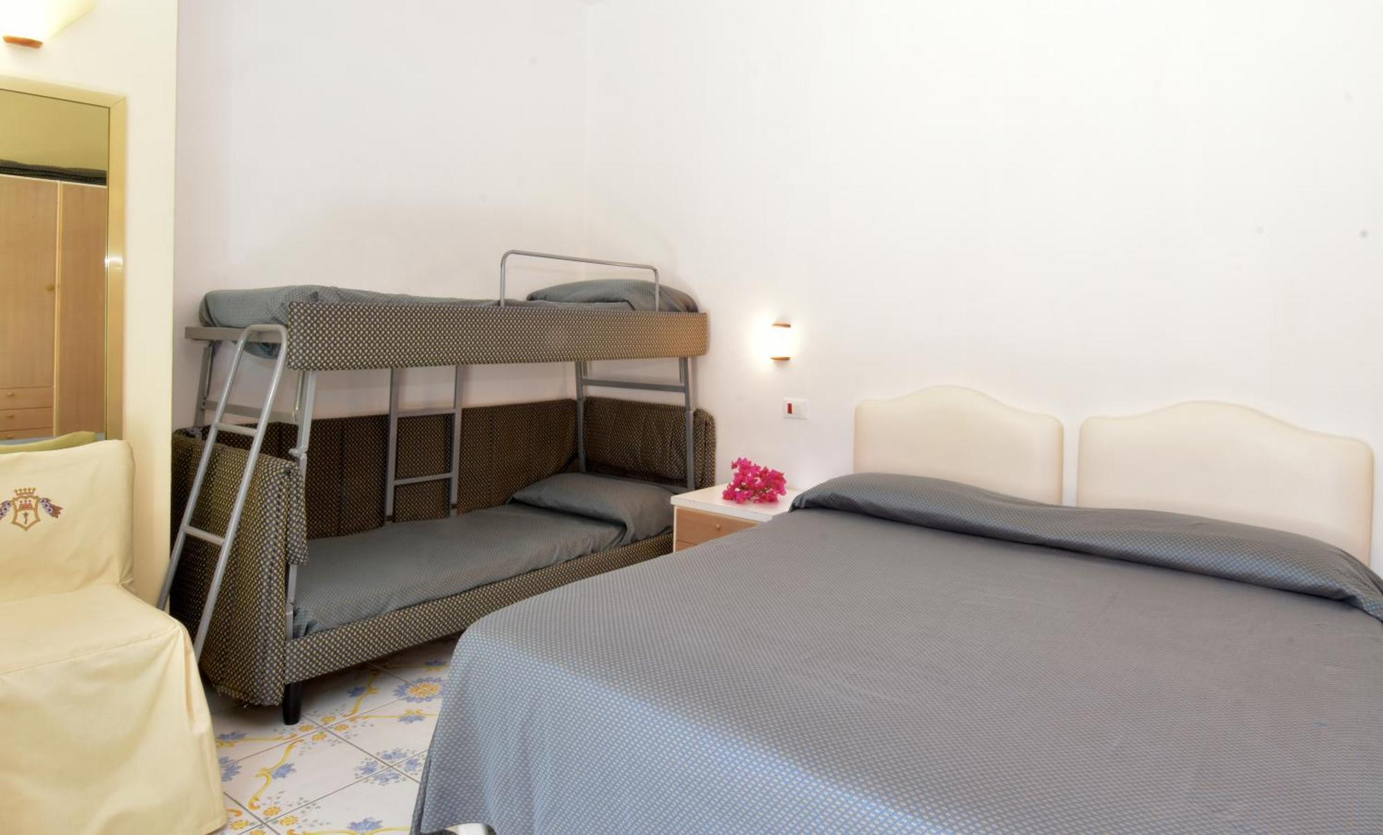 Hotel L'Approdo Casamicciola Terme Bagian luar foto