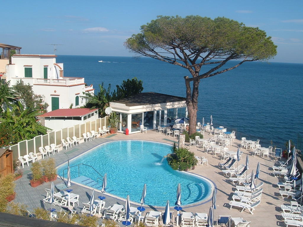 Hotel L'Approdo Casamicciola Terme Bagian luar foto